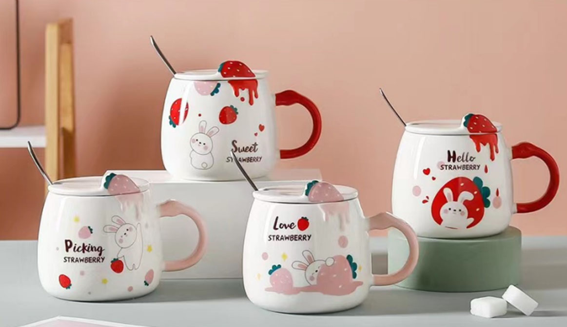 Кружка с ложкой и крышкой MUG-454 380мл 12,3х9,6х12см(Mix)